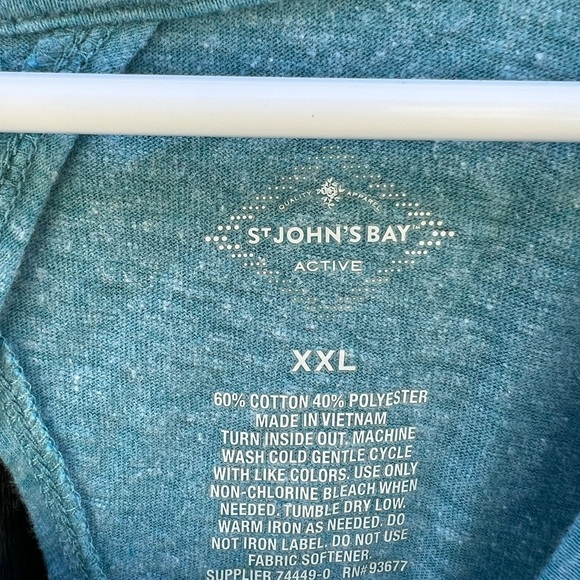 Old Navy active cutout San Francisco tee - Picture 4 of 6